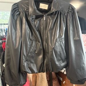 Universal Thread Black Faux Leather Puff-Sleeve Bomber Jacket